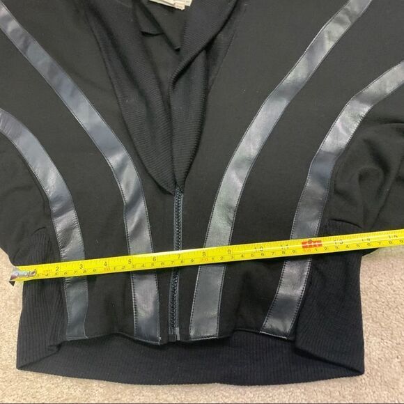 Vintage 90’s Karen Perry black retro zipup sweater - Picture 6 of 6